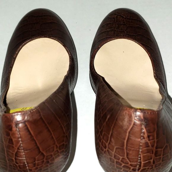 COLE HAAN AIR CROCO LEATHER PUMP 4 1/2" HEEL $346 FIRM - Picture 6 of 9